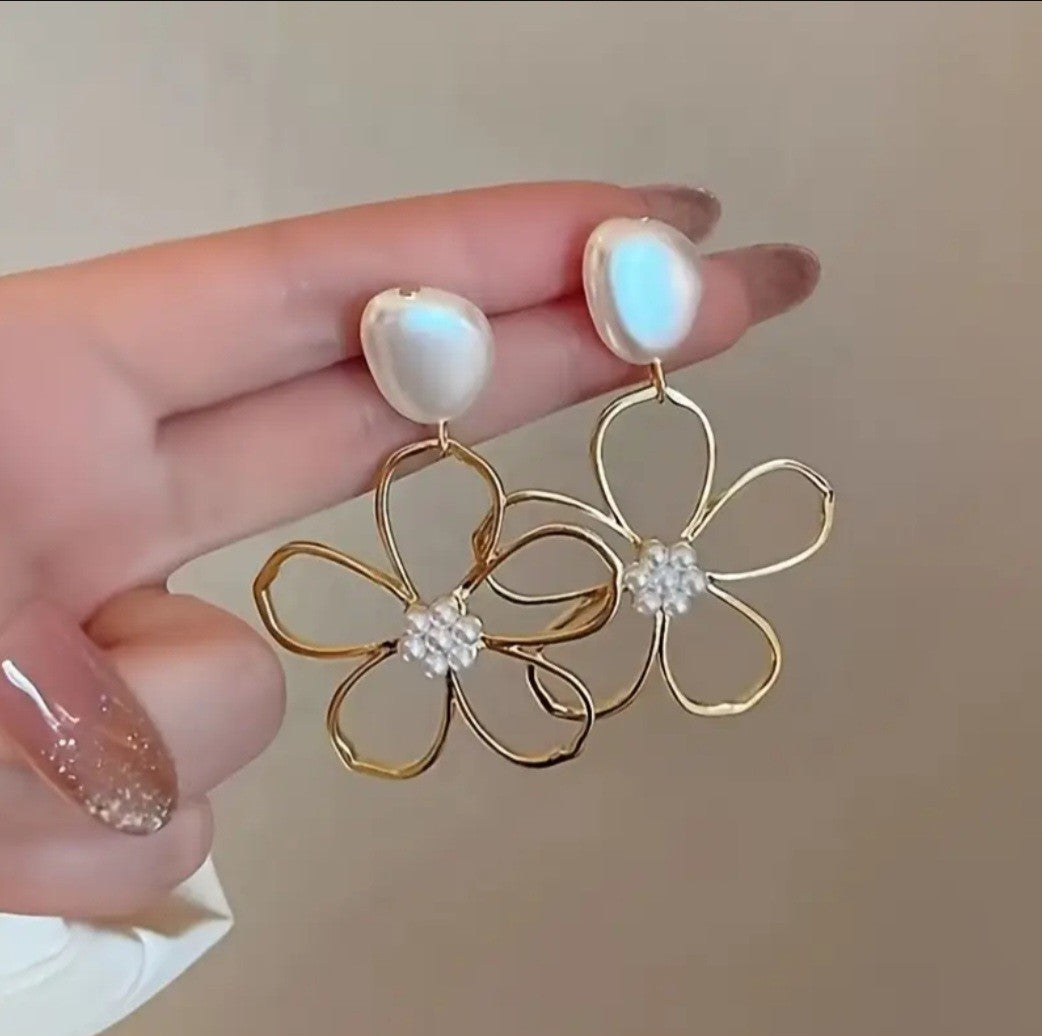 Gold Flower Pearl Drop Earrings | Statement Floral Earrings | Elegant Wedding