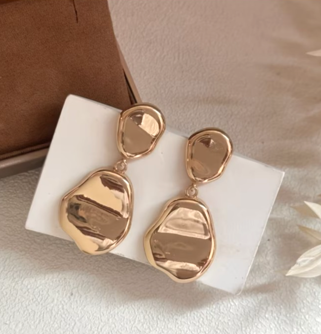 Elegant Gold Irregular Geometric Drop Earrings