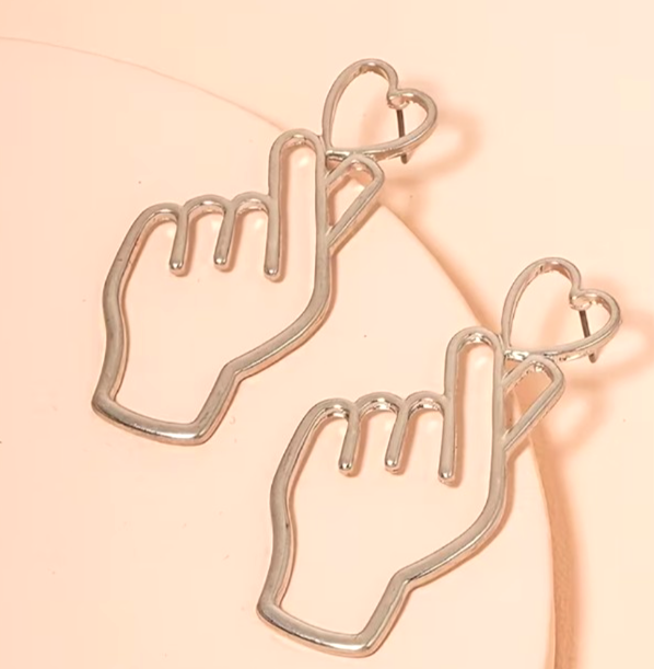 Korean Finger Heart Drop Earrings K-Pop K-Drama Gold Hollow Outline Studs