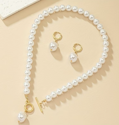 Baroque Pearl Necklace Earrings Set French Retro Gold Toggle Clavicle Chain