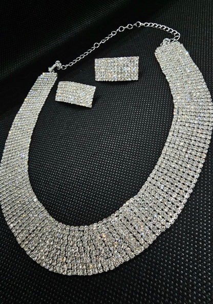Silver tone sparkly Rhinestone Crystal Wide Choker Necklace &Earrings Set Bridal