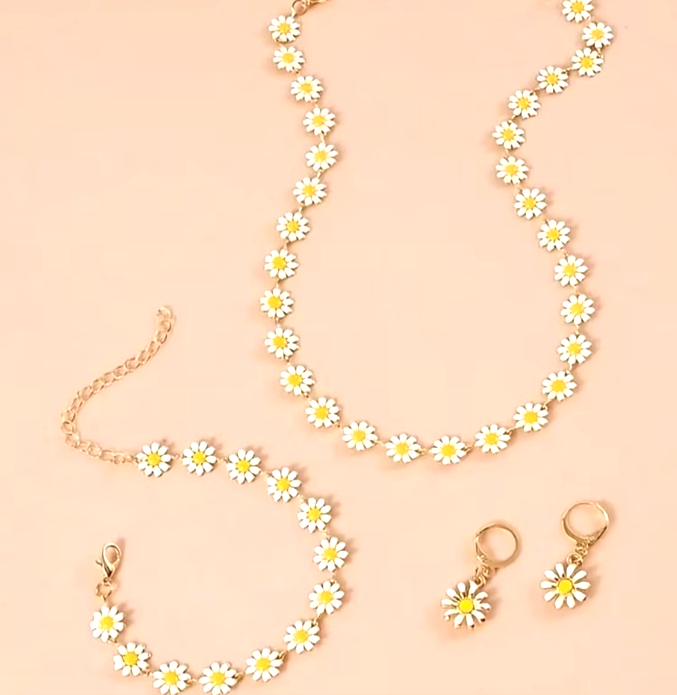4PCS Daisy Jewellery Set Necklace Bracelet Earrings Floral Gold Tone Cute Boho G