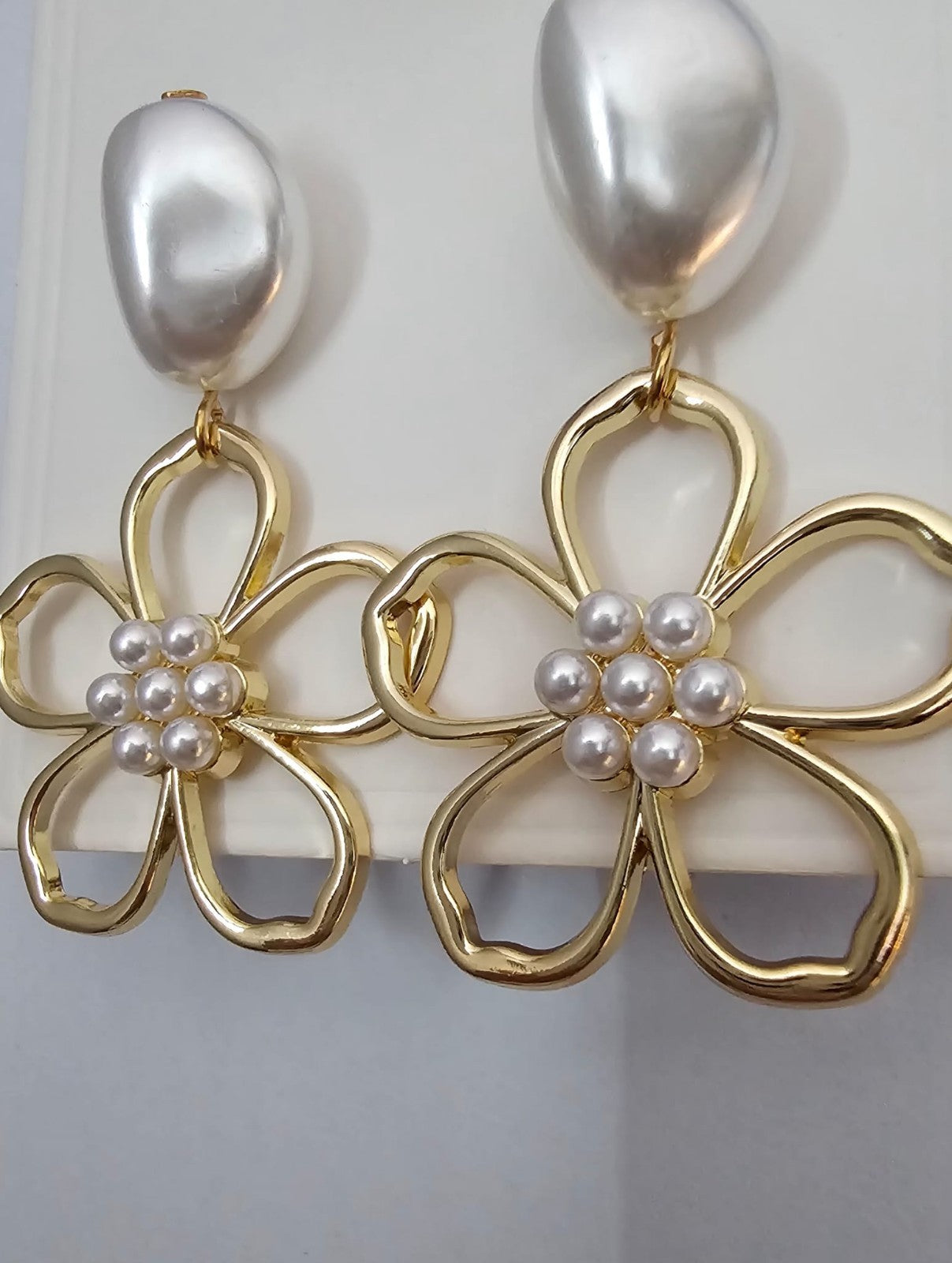 Gold Flower Pearl Drop Earrings | Statement Floral Earrings | Elegant Wedding