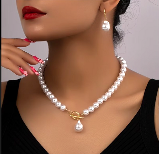 Baroque Pearl Necklace Earrings Set French Retro Gold Toggle Clavicle Chain