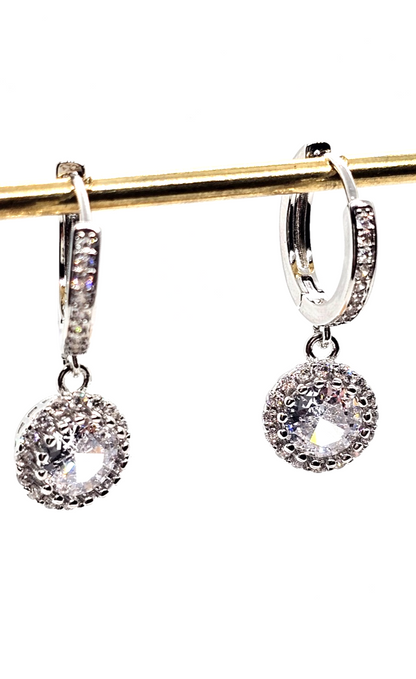 Luxury Elegant Sparkling 925 Sterling Silver 1 Carat Moissanite Round Earrings