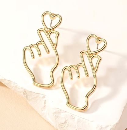 Korean Finger Heart Drop Earrings K-Pop K-Drama Gold Hollow Outline Studs