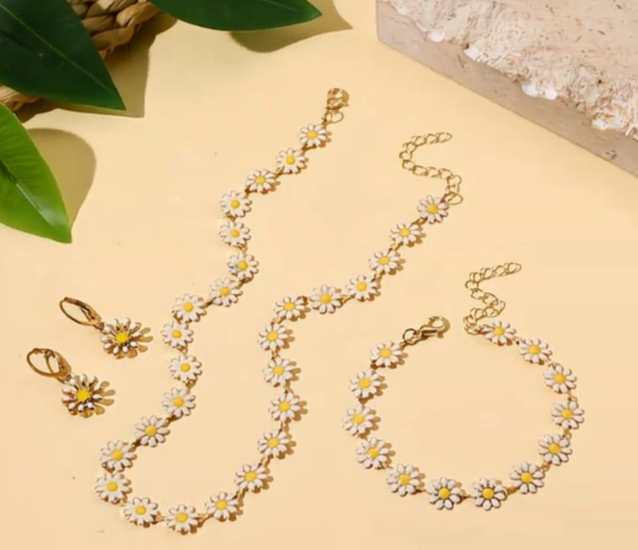 4PCS Daisy Jewellery Set Necklace Bracelet Earrings Floral Gold Tone Cute Boho G