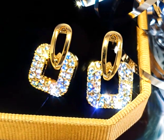 ​Gold Square Stud Earrings Sparkling Rhinestone Geometric Drop Retro Jewelry