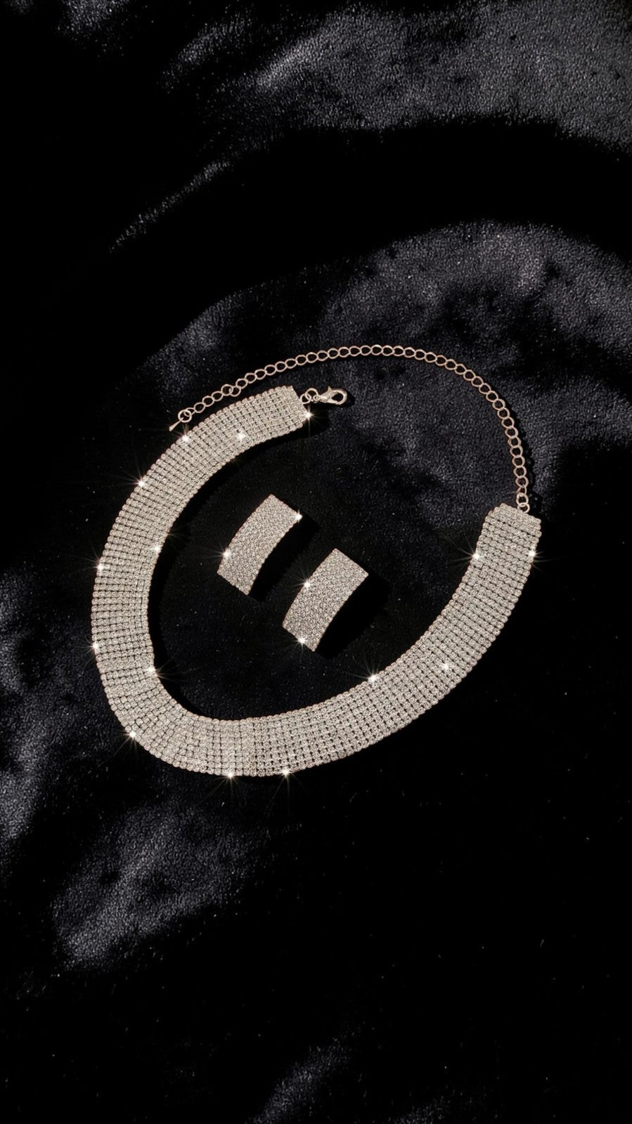 Silver tone sparkly Rhinestone Crystal Wide Choker Necklace &Earrings Set Bridal
