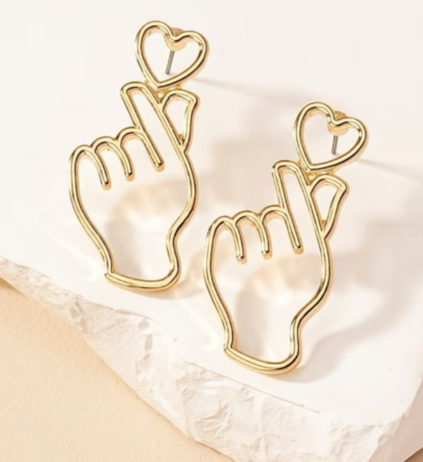 Korean Finger Heart Drop Earrings K-Pop K-Drama Gold Hollow Outline Studs