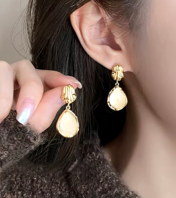 Gold Vintage Drop Earrings Textured Resin Teardrop Dangle French Style Gift
